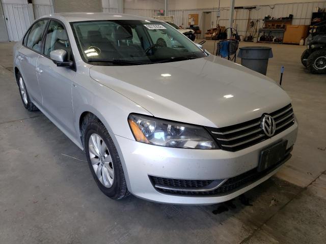 VOLKSWAGEN PASSAT S 2014 with VIN 1VWAT7A30EC083123 - Photo from auction