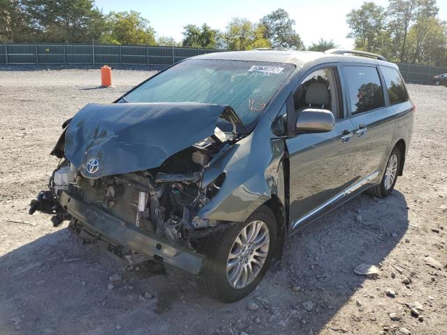 Photo 2 from auction – 2013 TOYOTA SIENNA XLE with VIN 5TDYK3DC0DS355594