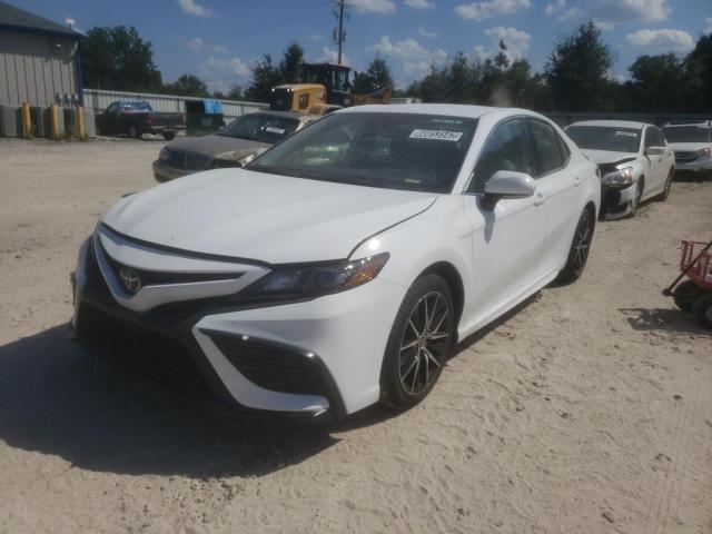 Photo 2 from auction – 2022 TOYOTA CAMRY SE with VIN 4T1G11AK4NU658062