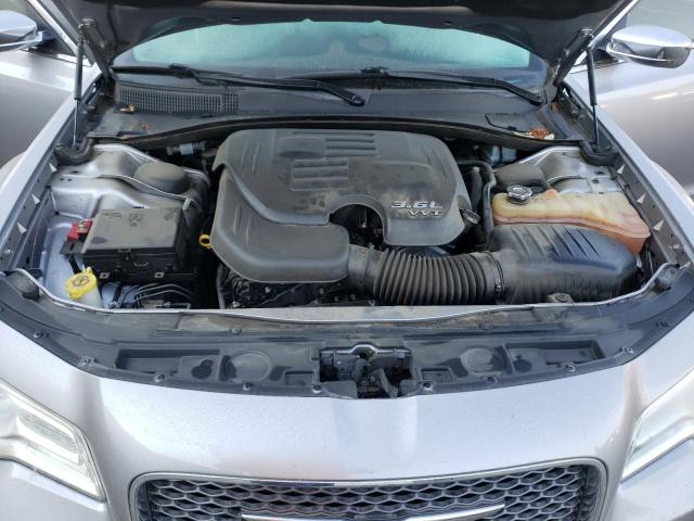 Photo 7 from auction – 2016 CHRYSLER 300C with VIN 2C3CCAEG8GH324582