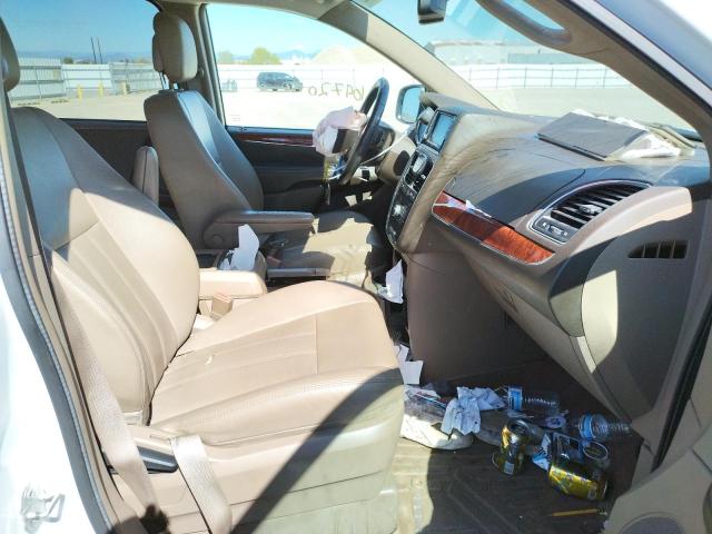 Photo 5 from auction – 2016 CHRYSLER TOWN & COU with VIN 2C4RC1BG1GR279750
