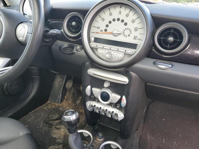 Photo 9 from auction – 2008 MINI COOPER with VIN WMWMF33518TU66987