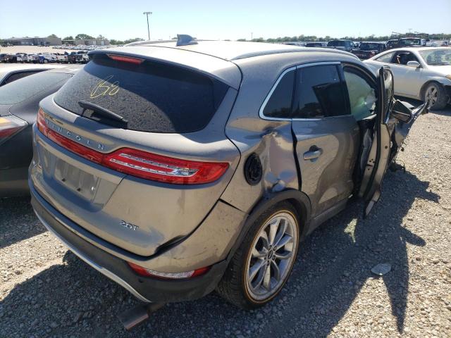 Photo 4 from auction – 2017 LINCOLN MKC SELECT with VIN 5LMCJ2C98HUL50277