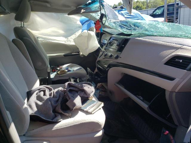Photo 5 from auction – 2012 TOYOTA SIENNA LE with VIN 5TDKK3DCXCS227691