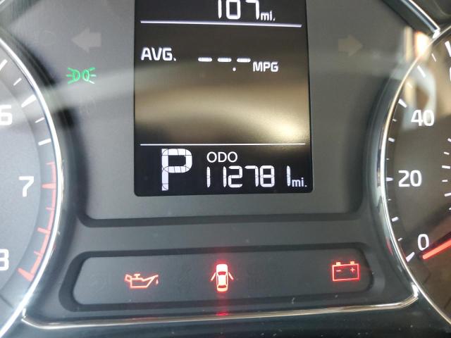 Photo 8 from auction – 2016 KIA FORTE LX with VIN KNAFK4A64G5574271