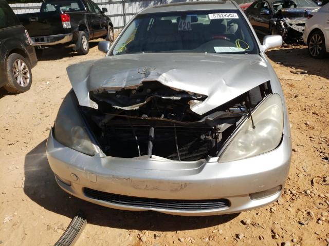 Photo 9 from auction – 2004 LEXUS ES 330 with VIN JTHBA30GX45001085