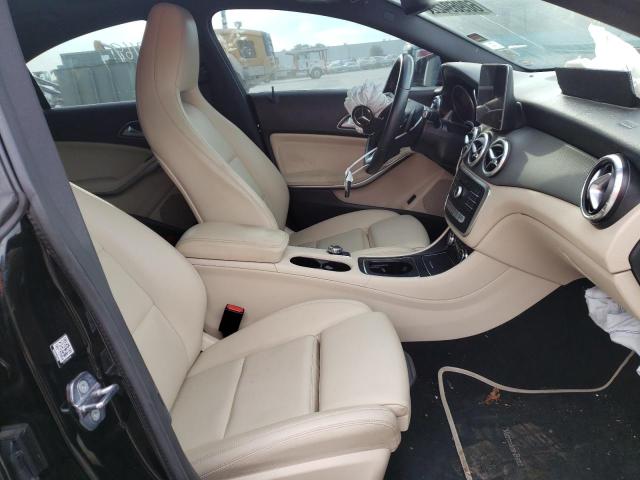 Photo 5 from auction – 2019 MERCEDES-BENZ CLA 250 with VIN WDDSJ4EB4KN737513