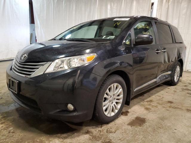 Photo 2 from auction – 2017 TOYOTA SIENNA XLE with VIN 5TDYZ3DC2HS800712