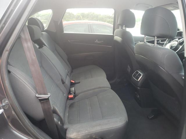 Photo 6 from auction – 2017 KIA SORENTO LX with VIN 5XYPG4A31HG324896