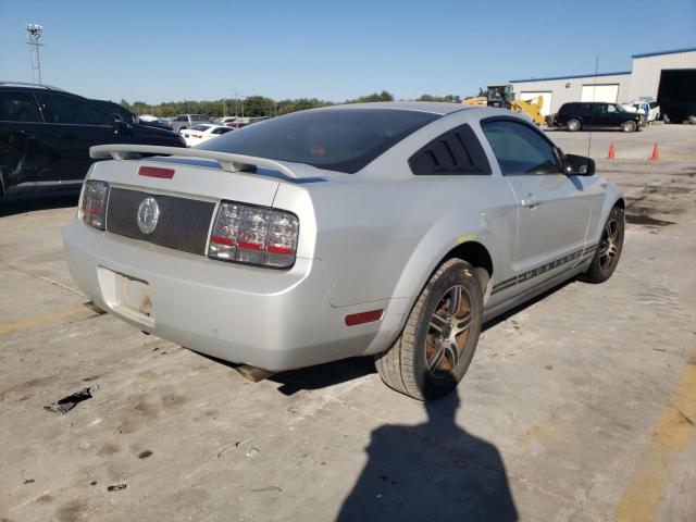 Photo 4 from auction – 2005 FORD MUSTANG with VIN 1ZVFT80N655110361