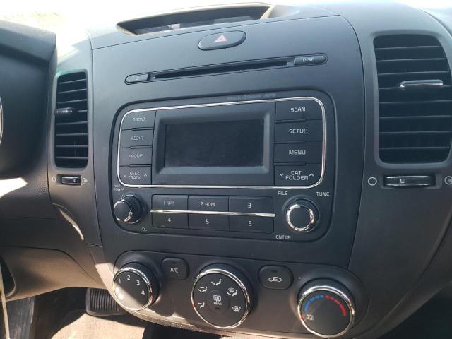 Photo 9 from auction – 2015 KIA FORTE LX with VIN KNAFX4A67F5327472
