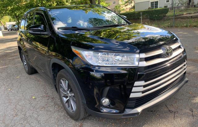 TOYOTA HIGHLANDER 2017 with VIN 5TDJZRFH4HS397104 - Photo from auction