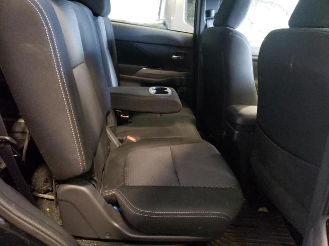 Photo 6 from auction – 2018 MITSUBISHI OUTLANDER with VIN JA4AZ3A3XJZ051369