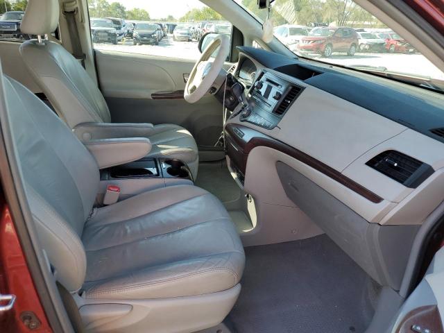Photo 5 from auction – 2011 TOYOTA SIENNA XLE with VIN 5TDYK3DC5BS099398