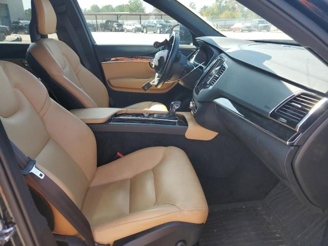 Photo 5 from auction – 2017 VOLVO XC90 T6 with VIN YV4A22PK6H1128876