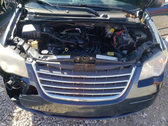 Photo 7 from auction – 2008 CHRYSLER TOWN & COU with VIN 2A8HR54P58R767771