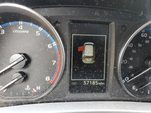 Photo 8 from auction – 2018 TOYOTA RAV4 LE with VIN JTMBFREV2JJ740693