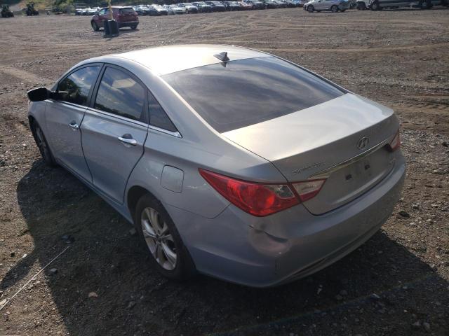 Photo 3 from auction – 2013 HYUNDAI SONATA SE with VIN 5NPEC4AC3DH571004