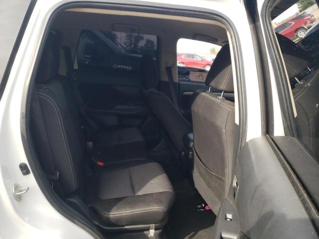 Photo 6 from auction – 2018 MITSUBISHI OUTLANDER with VIN JA4AD2A35JZ016778