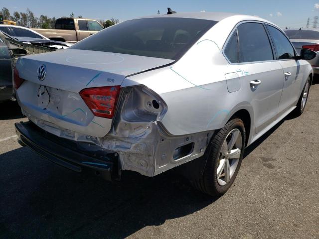 Photo 4 from auction – 2012 VOLKSWAGEN PASSAT SE with VIN 1VWBP7A36CC064730
