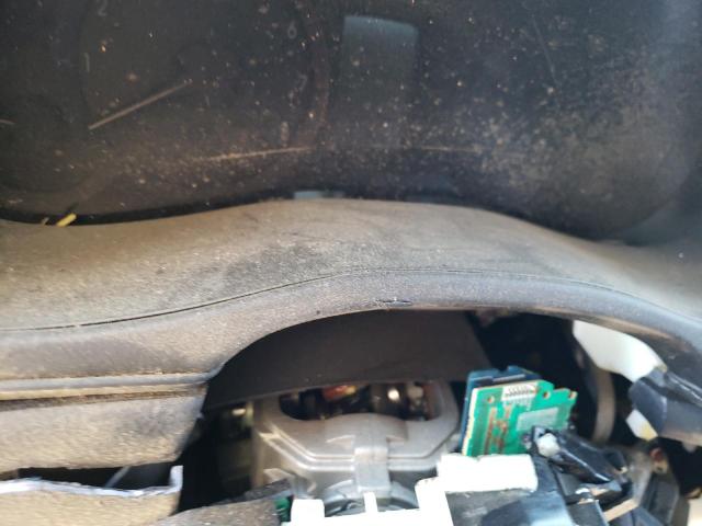 Photo 8 from auction – 2011 HYUNDAI GENESIS 3. with VIN KMHGC4DE8BU117836