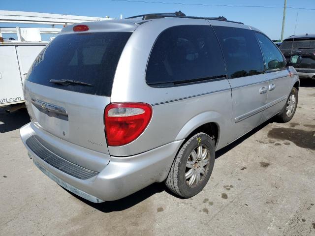 Photo 4 from auction – 2005 CHRYSLER TOWN & COU with VIN 2C8GP54LX5R194446