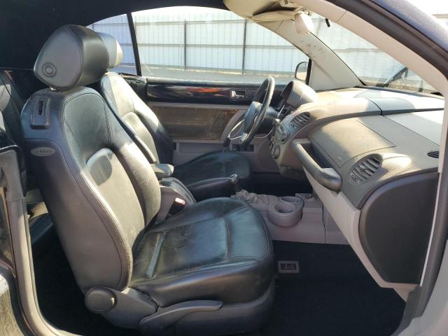 Photo 5 from auction – 2004 VOLKSWAGEN NEW BEETLE with VIN 3VWCD31Y14M320483