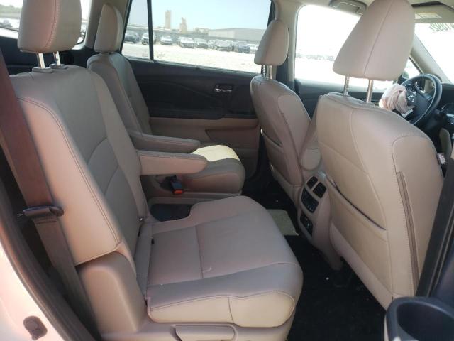 Photo 6 from auction – 2019 HONDA PILOT TOUR with VIN 5FNYF5H63KB011604