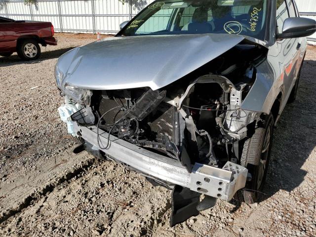 Photo 9 from auction – 2017 TOYOTA HIGHLANDER with VIN 5TDZZRFH7HS196915