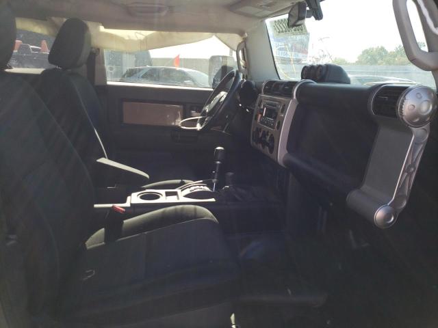 Photo 5 from auction – 2012 TOYOTA FJ CRUISER with VIN JTEBU4BF2CK131943