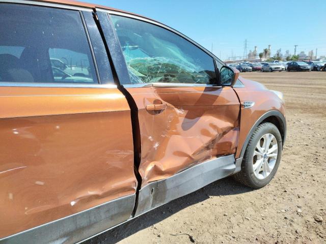 Photo 9 from auction – 2017 FORD ESCAPE SE with VIN 1FMCU0GD6HUC02299