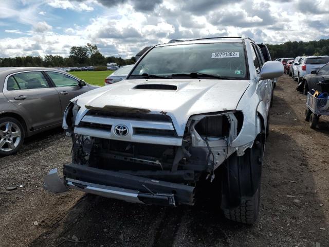 Photo 9 from auction – 2004 TOYOTA 4RUNNER SR with VIN JTEBU14R240040349