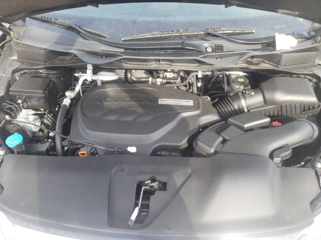 Photo 7 from auction – 2018 HONDA ODYSSEY TO with VIN 5FNRL6H87JB032152