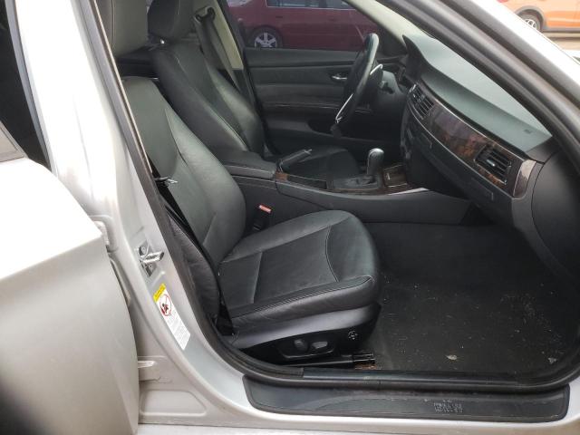 Photo 5 from auction – 2006 BMW 325 XI with VIN WBAVD13536KV04379