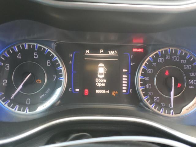 Photo 8 from auction – 2015 CHRYSLER 200 LIMITE with VIN 1C3CCCAB3FN677551