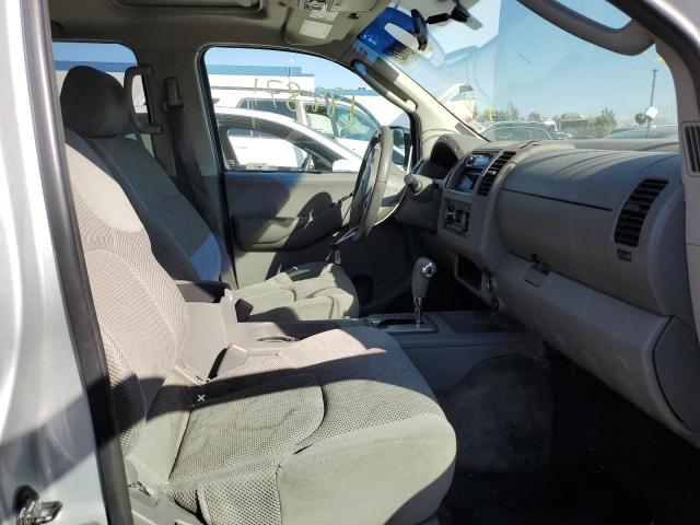 Photo 5 from auction – 2005 NISSAN FRONTIER C with VIN 1N6AD07UX5C401687