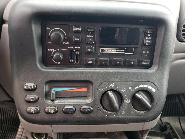 Photo 9 from auction – 2000 DODGE CARAVAN with VIN 2B4FP25B9YR780154