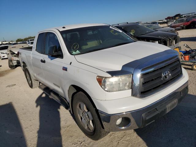 TOYOTA TUNDRA DOU 2011 with VIN 5TFRY5F10BX105824 - Photo from auction