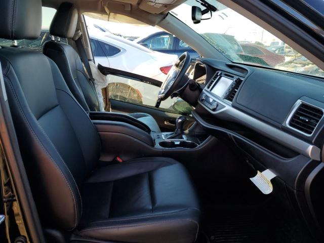 Photo 5 from auction – 2016 TOYOTA HIGHLANDER with VIN 5TDJKRFH6GS287013