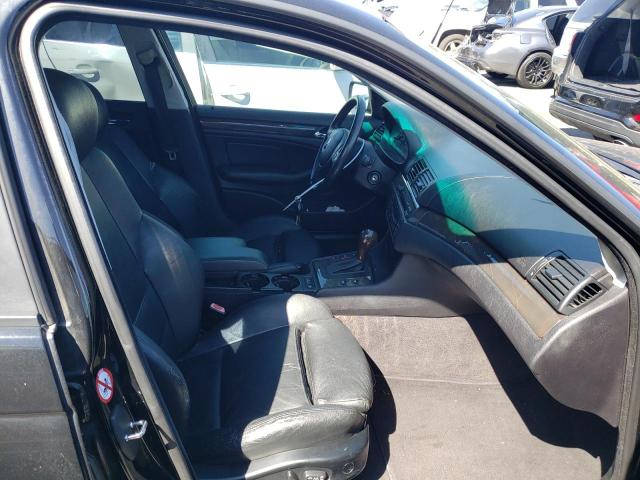 Photo 5 from auction – 2002 BMW 325 I with VIN WBAEV33482KL77526