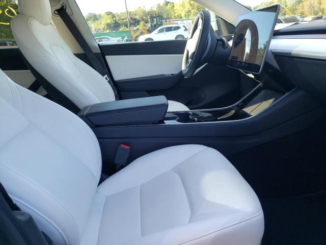 Photo 5 from auction – 2021 TESLA MODEL Y with VIN 5YJYGDEE5MF078016