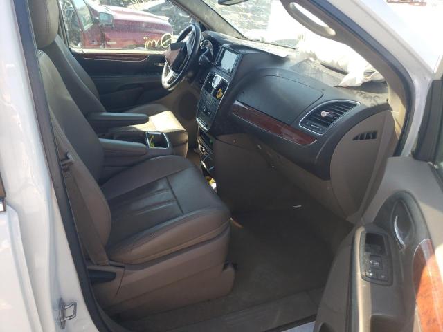 Photo 5 from auction – 2014 CHRYSLER TOWN & COU with VIN 2C4RC1BG2ER164104