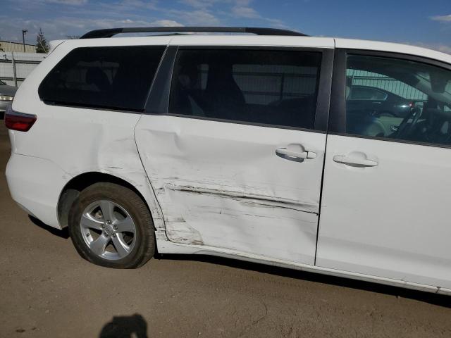 Photo 9 from auction – 2016 TOYOTA SIENNA LE with VIN 5TDKK3DCXGS718848