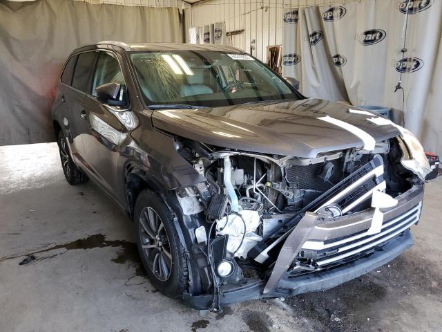 TOYOTA HIGHLANDER 2017 with VIN 5TDKZRFH3HS512151 - Photo from auction