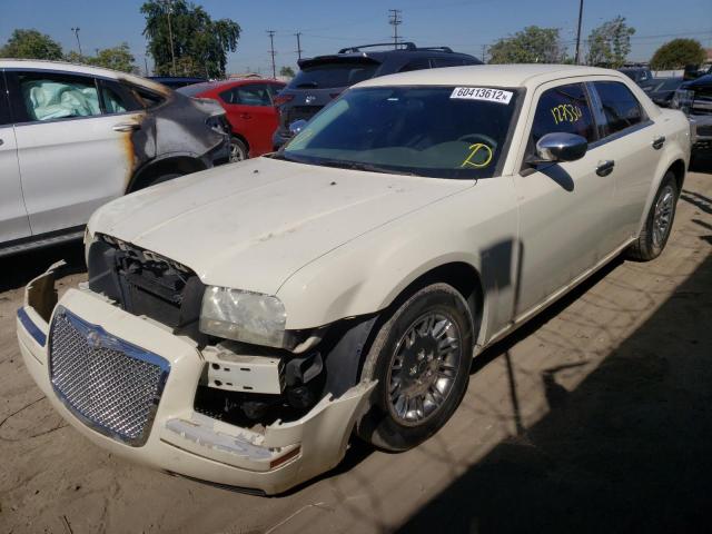 Photo 2 from auction – 2008 CHRYSLER 300 LX with VIN 2C3KA43R18H235817
