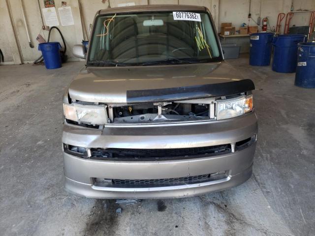 Photo 9 from auction – 2004 TOYOTA SCION XB with VIN JTLKT334940154071