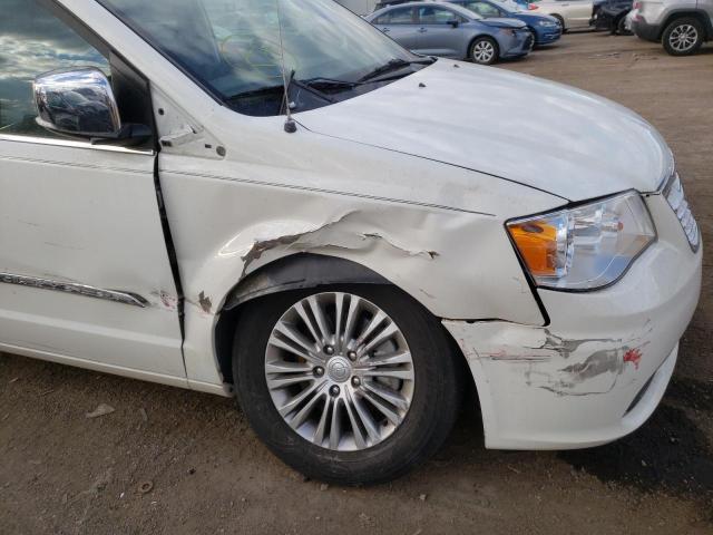 Photo 9 from auction – 2013 CHRYSLER TOWN & COU with VIN 2C4RC1CG6DR713977