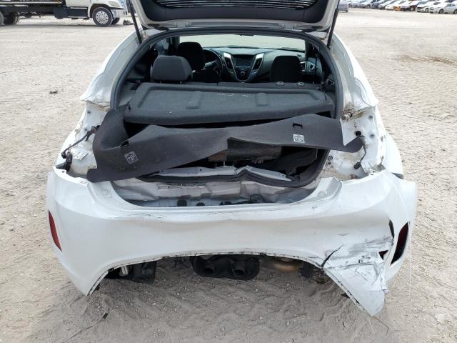 Photo 9 from auction – 2017 HYUNDAI VELOSTER with VIN KMHTC6AD2HU306240