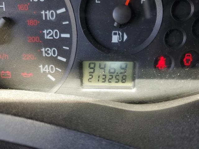 Photo 8 from auction – 2005 FORD FOCUS ZX5 with VIN 3FAFP37N85R122823