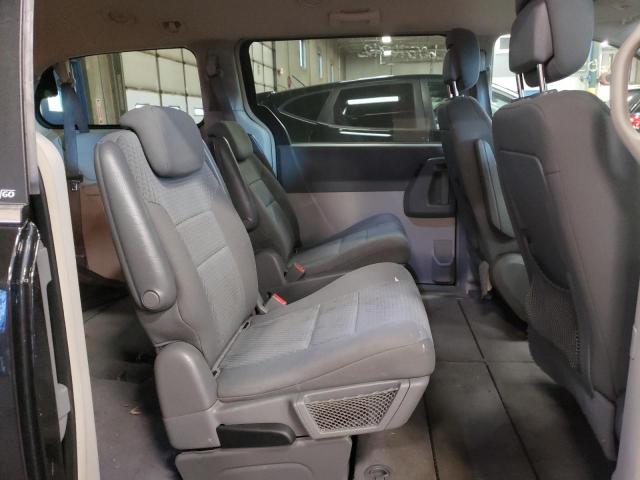 Photo 6 from auction – 2010 CHRYSLER TOWN & COU with VIN 2A4RR5D18AR432057